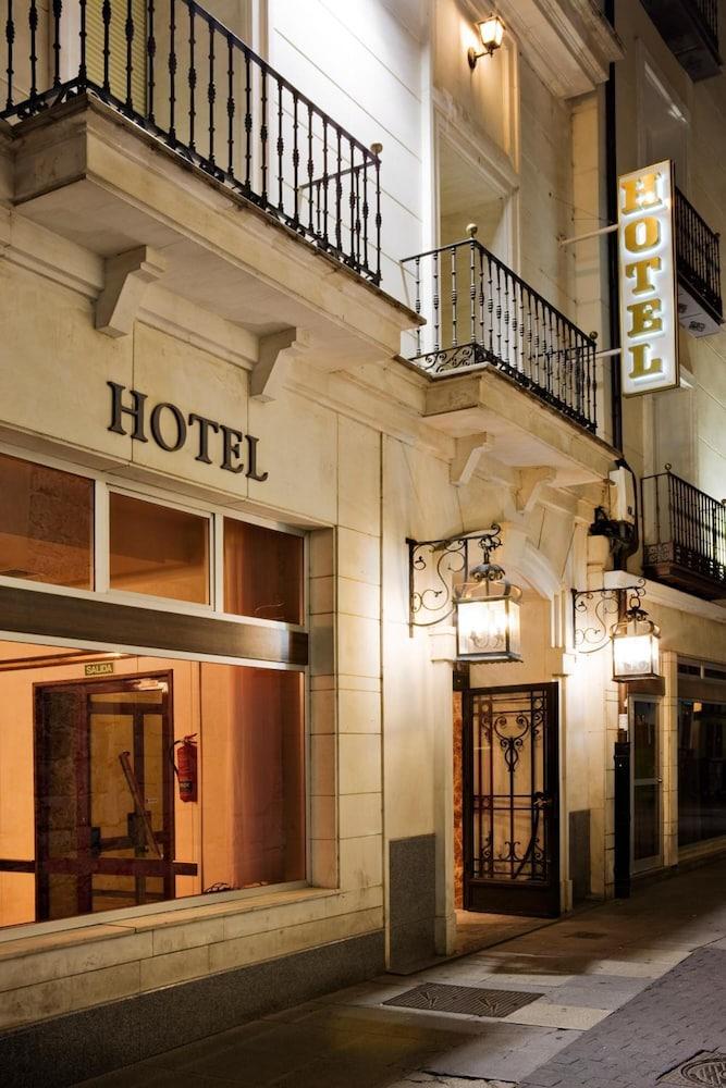 Hotel Roma Вальядолид Экстерьер фото