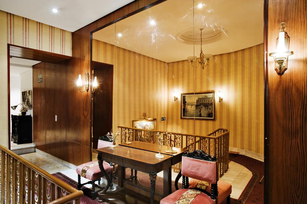 Hotel Roma Вальядолид Экстерьер фото